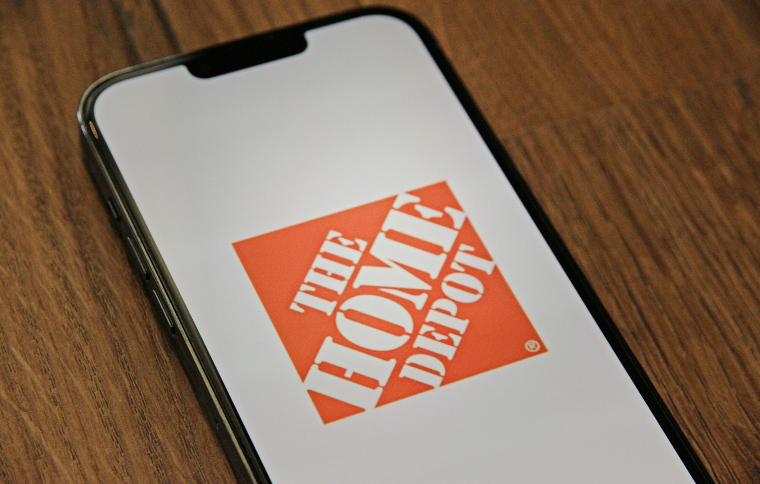 Home Depot Inc. (HD) stock performance analysis & insights