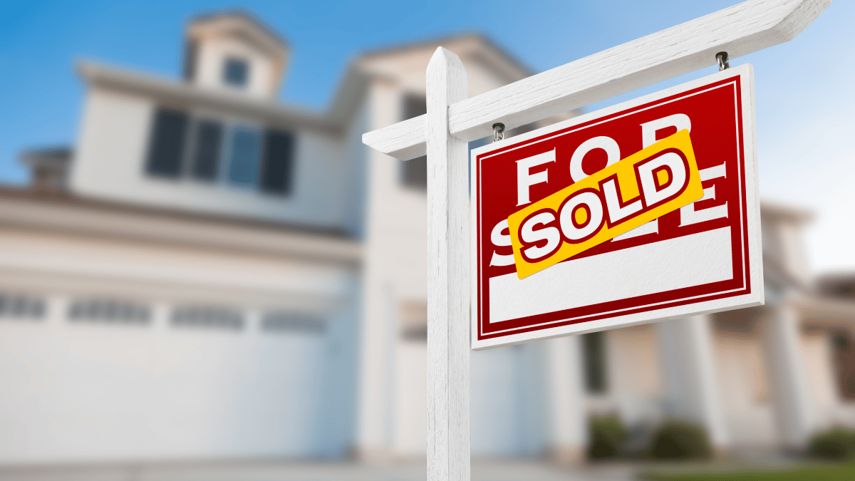 What is a REIT : (Real Estate Investment Trusts)?